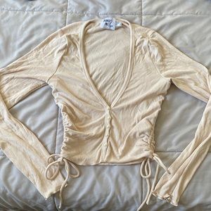 Long sleeve crop top